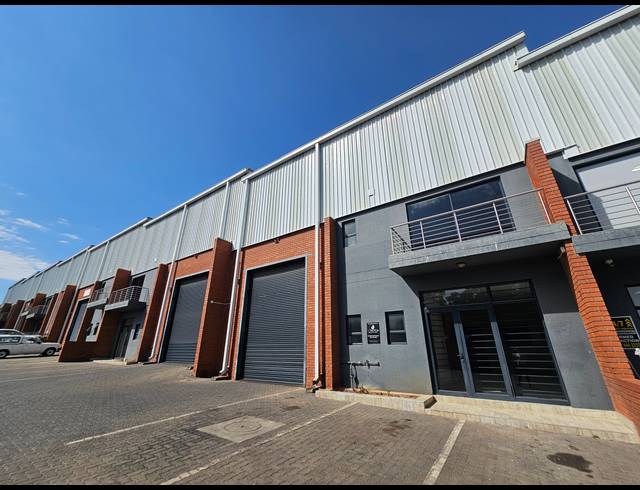 338M² WAREHOUSE TO LET IN LINBRO PARK